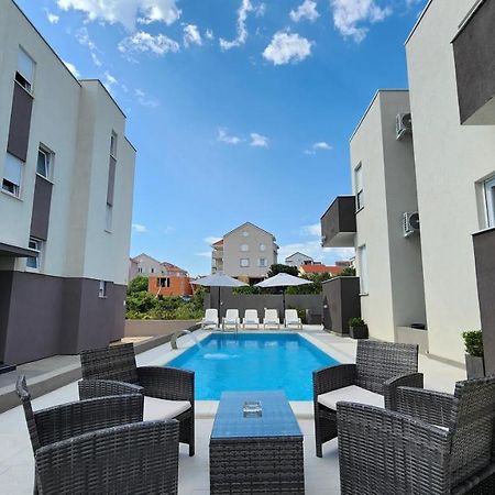 نوفاليا The Sands Luxury Pool Aparthotel 2 المظهر الخارجي الصورة