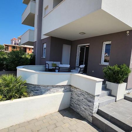 نوفاليا The Sands Luxury Pool Aparthotel 2 المظهر الخارجي الصورة