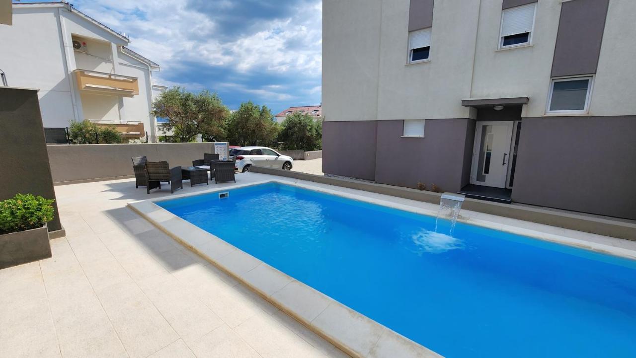 نوفاليا The Sands Luxury Pool Aparthotel 2 المظهر الخارجي الصورة
